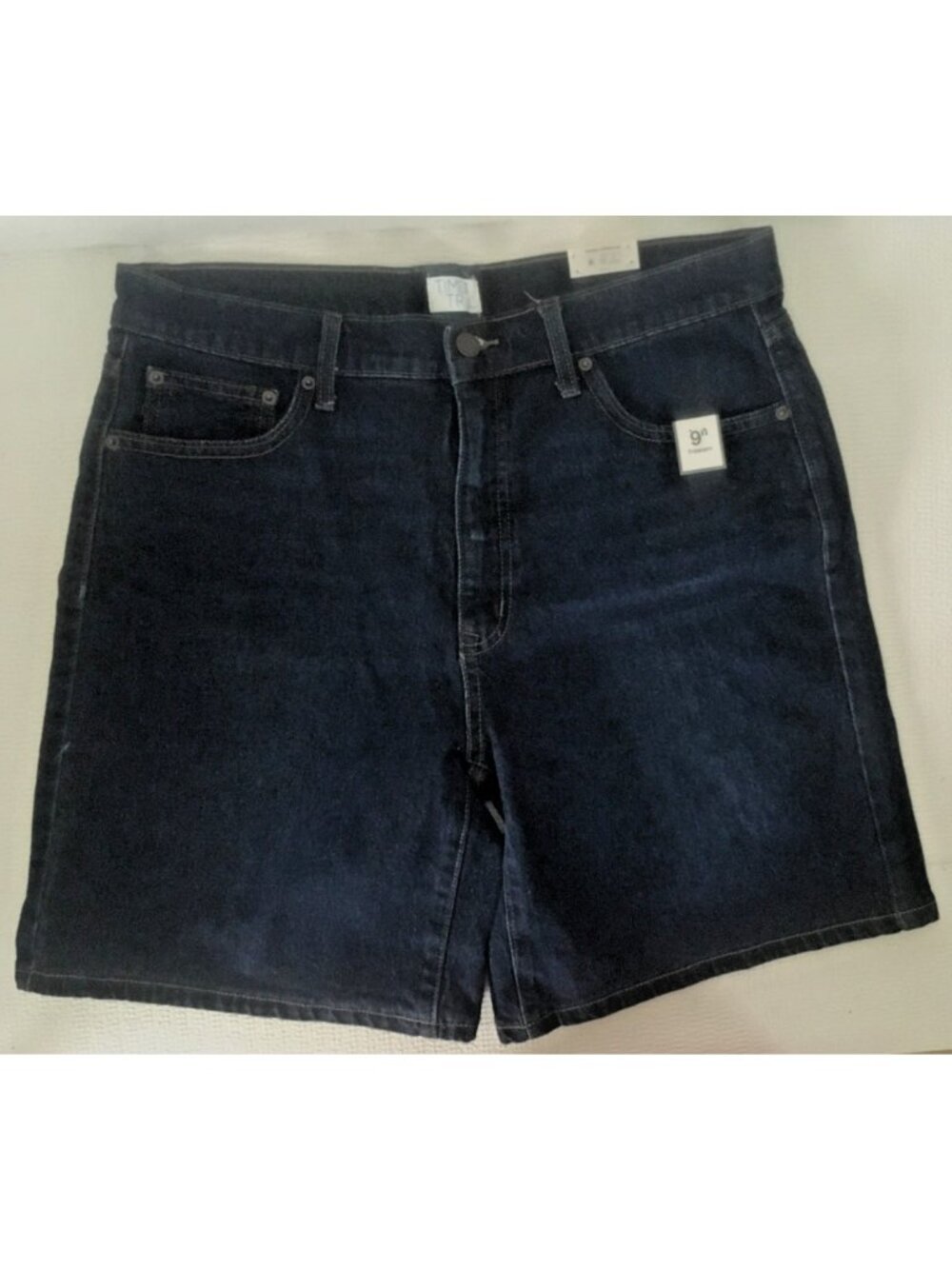 Time and Tru Bermuda Shorts Size 14 Blue Denim Mid Rise Dark Wash New with Tags